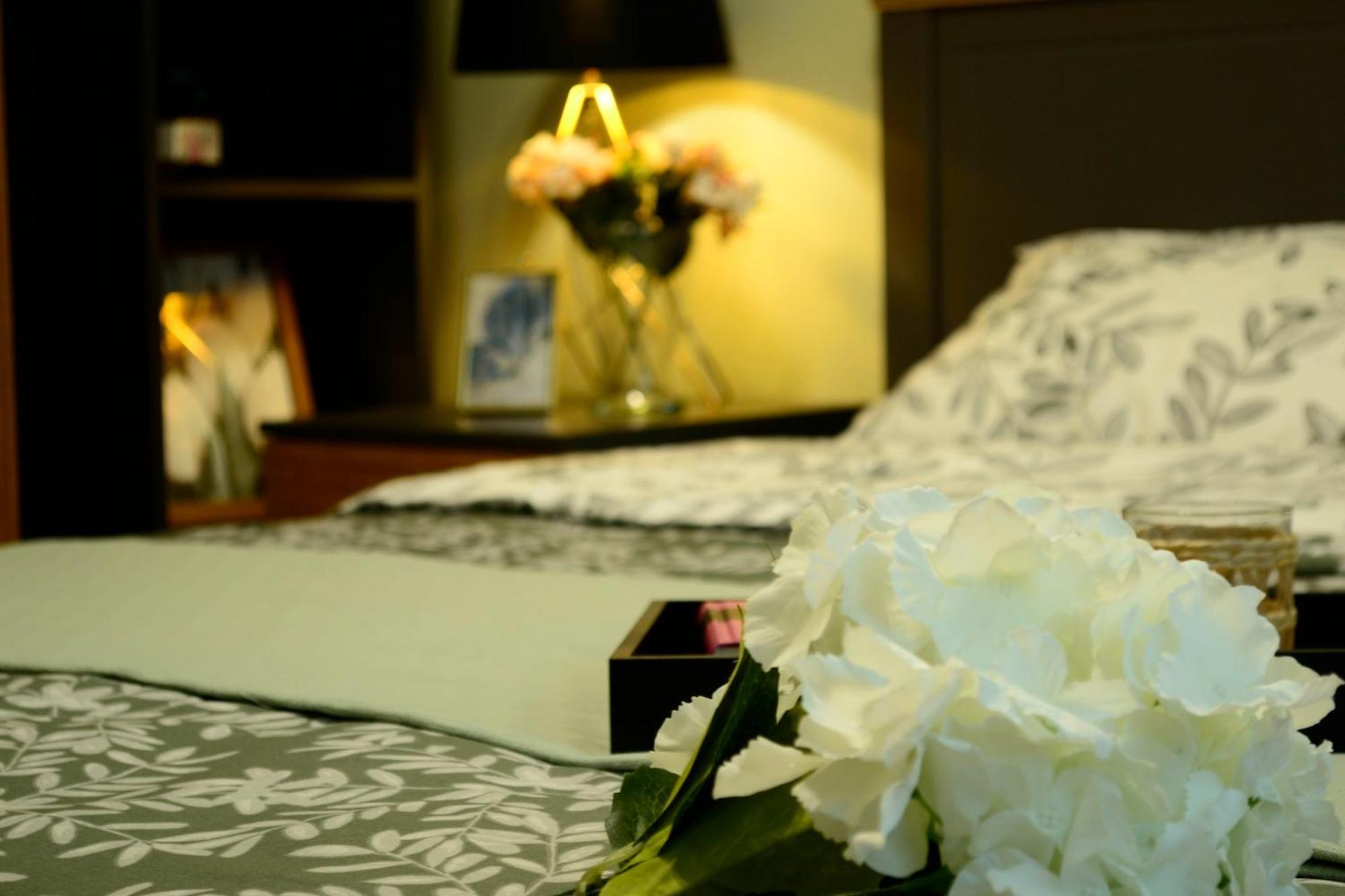 Cozy 2 Rooms Apartment Drumul Taberei Bucureşti Eksteriør bilde